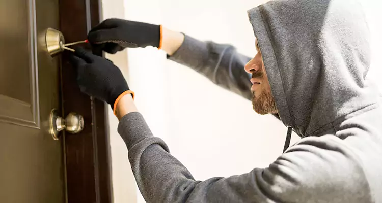 Emergency Motel Lock Repairs—Available 24/7 in Vero Beach, FL